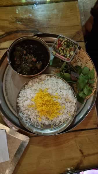 عکس رستوران نمکدان در نقش جهان اصفهان