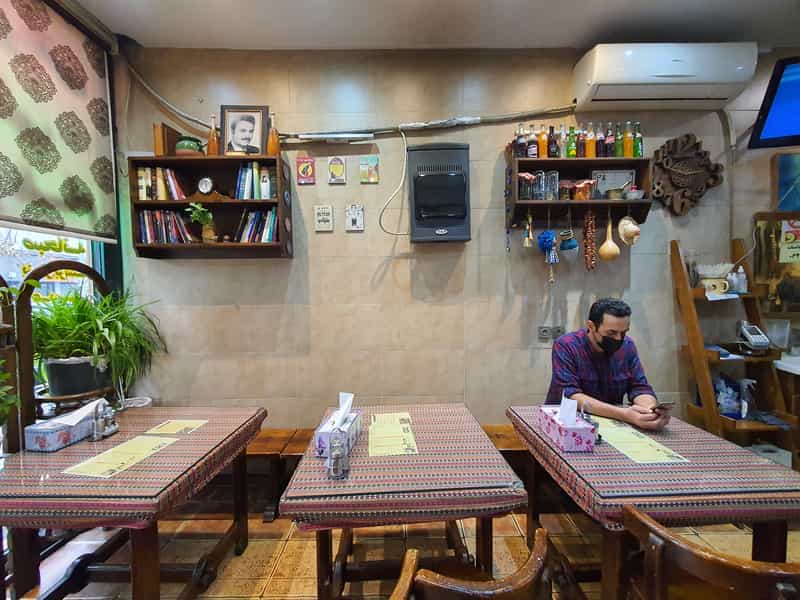 عکس فست فود لوتوس در کشاورز تهران