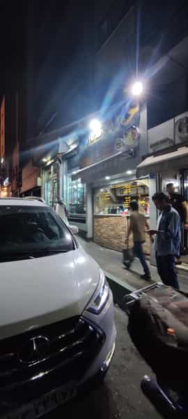 عکس خانه کتلت اصل در ونک تهران