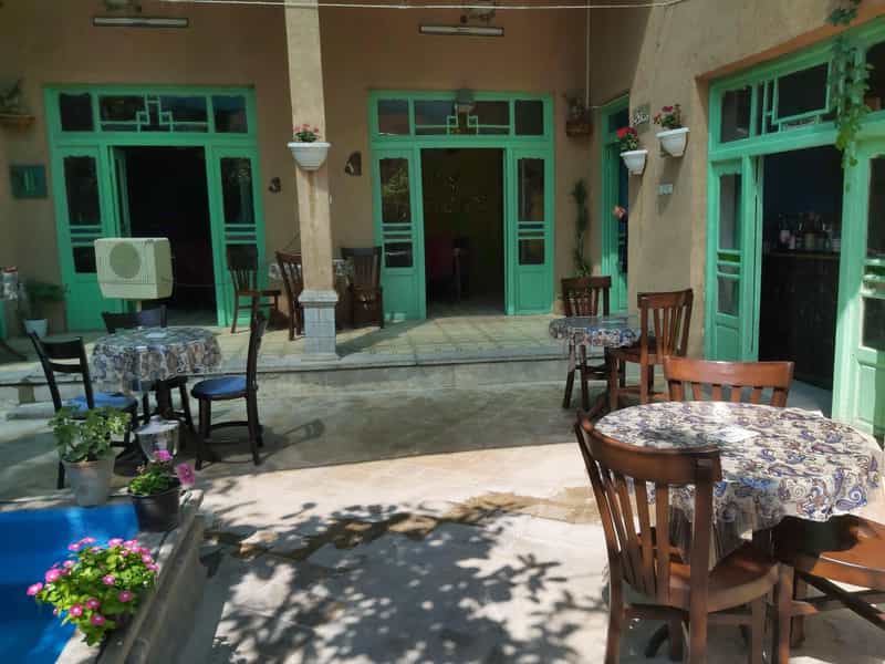 عکس عمارت ترنج در بازار اصفهان