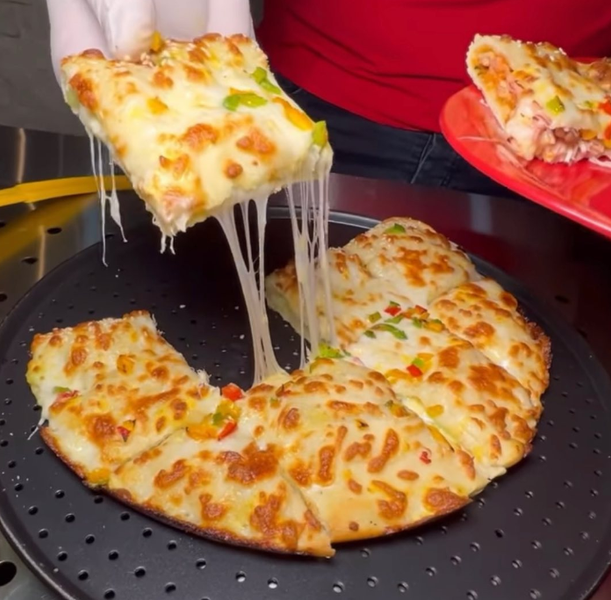 عکس رستوران پیزپز در نارمک تهران