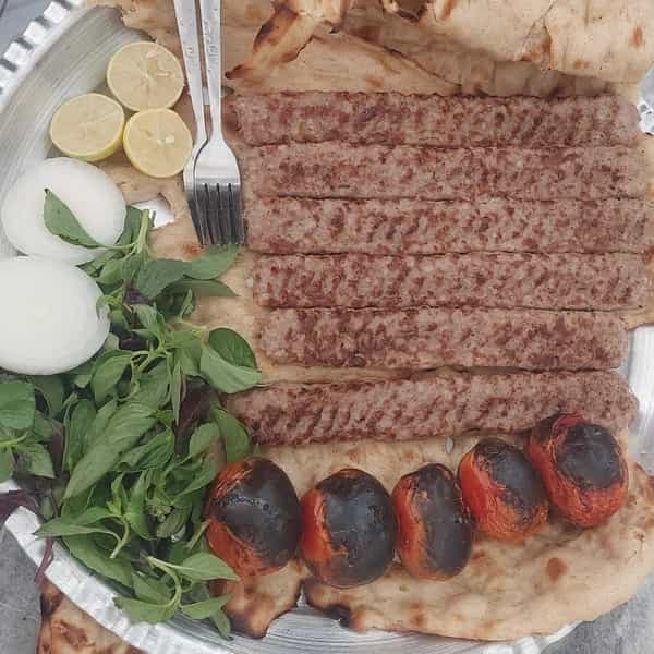 عکس کباب و حلیم ازغندی کوی سیدی مشهد