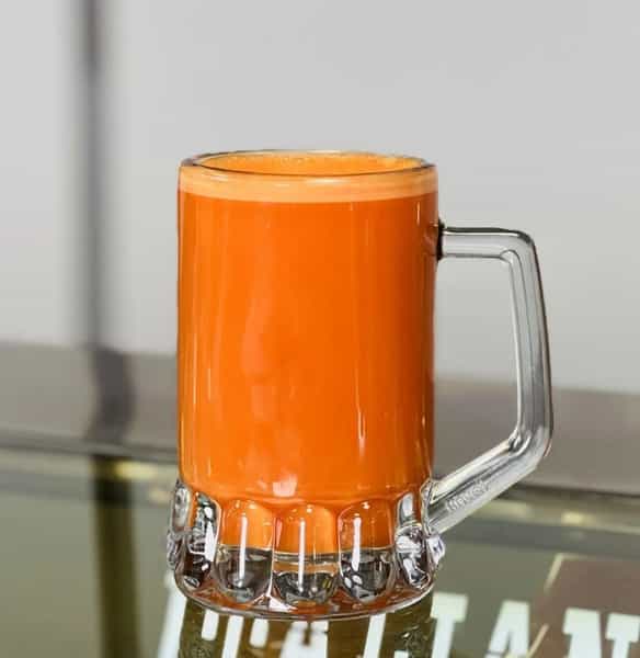 عکس آبمیوه کارمانیا در فرامرز عباسی مشهد