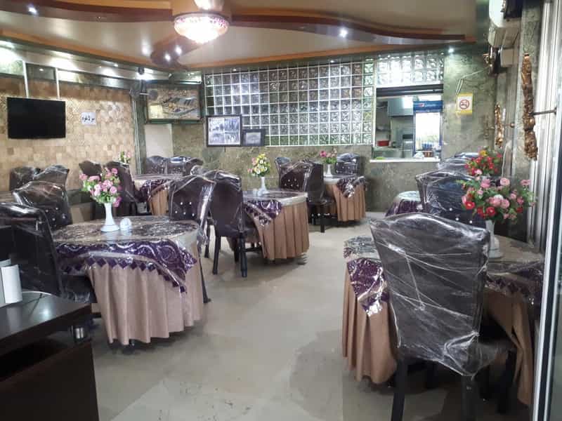 عکس رستوران بزرگ طاها در شریعتی جنوبی تهران