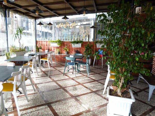 عکس کبابسرای آویشن در هنرستان مشهد
