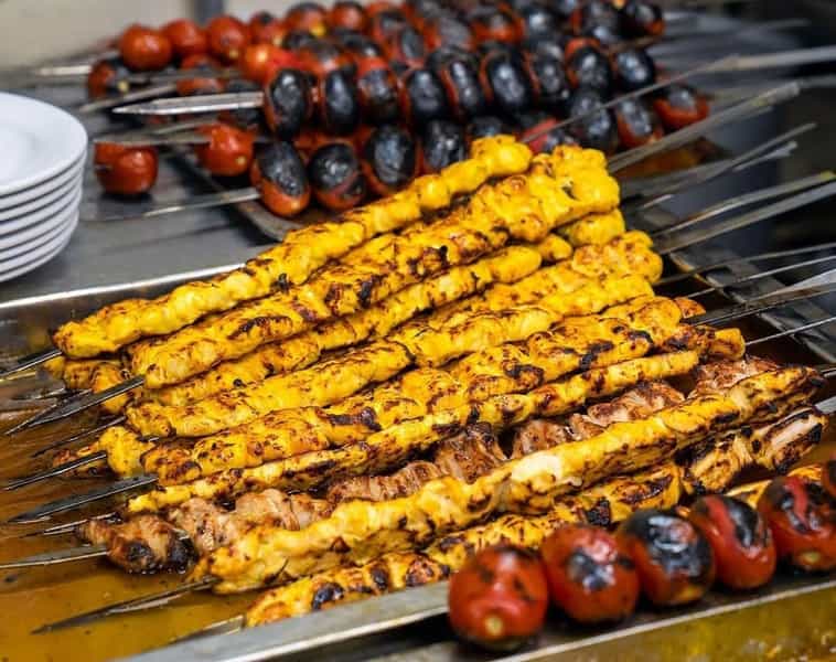 عکس کترینگ قاشق چوبي کوی امیرالمومنین مشهد