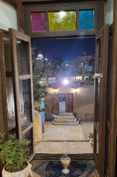 عکس سنت سرای احمدیان در بالا خیابان مشهد