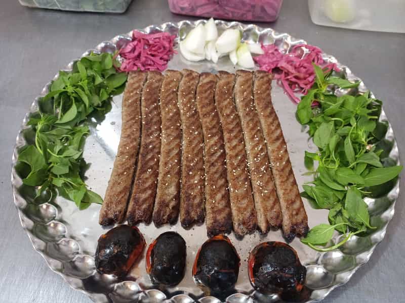 عکس کباب سرای درباری در فرامرز عباسی مشهد