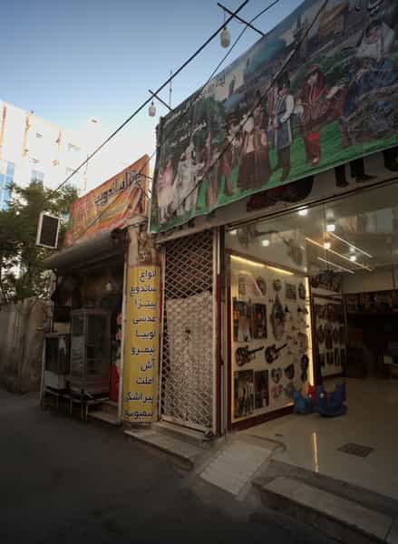 عکس پیتزا ساندویچ خوشمزه در عنصری مشهد