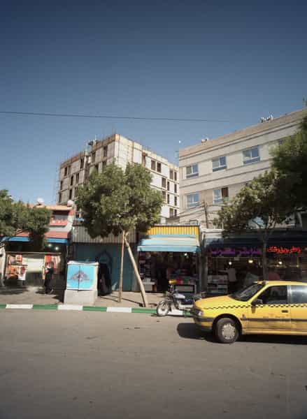 عکس ساندویچی در نوغان مشهد