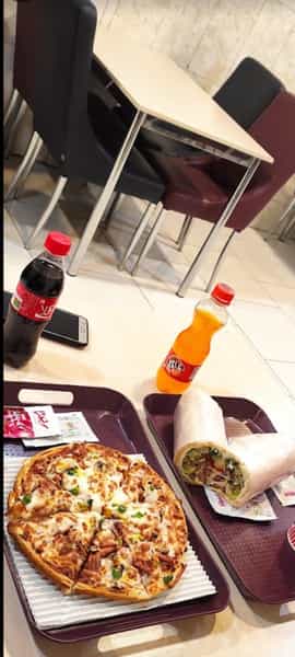 عکس فست فود گل یخ در چهارباغ مشهد