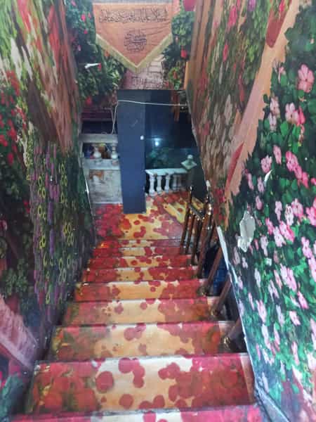 عکس سرای سنتی ولیعصر در کشاورز