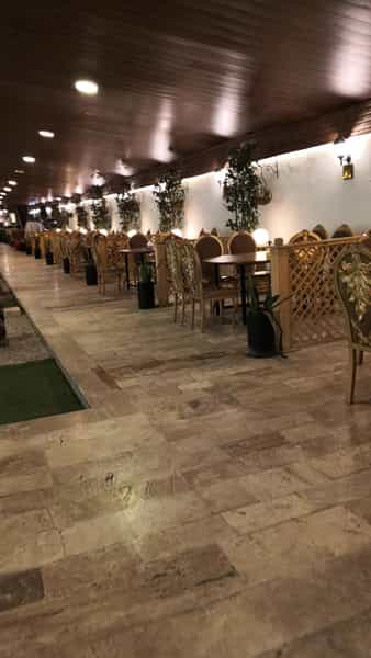 عکس باغ رستوران شب زدگان در سعادت آباد تهران