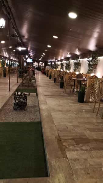 عکس باغ رستوران شب زدگان در سعادت آباد تهران