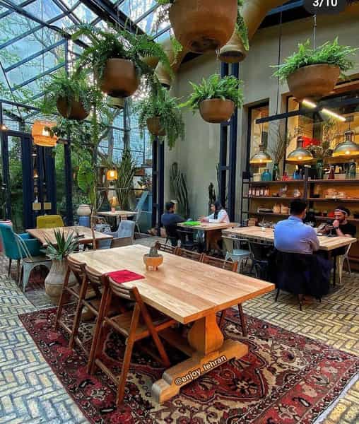 عکس عمارت سین هشتم در امامزاده قاسم تهران