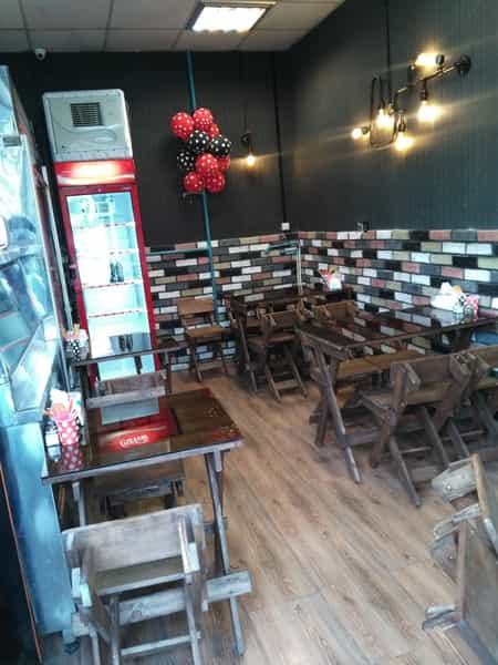 عکس فست فود بلیز در نارمک جنوبی تهران