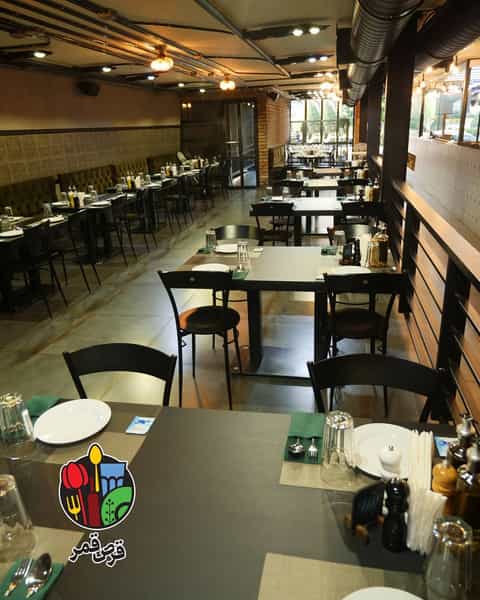 عکس رستوران قرص قمر در پونک جنوبی تهران