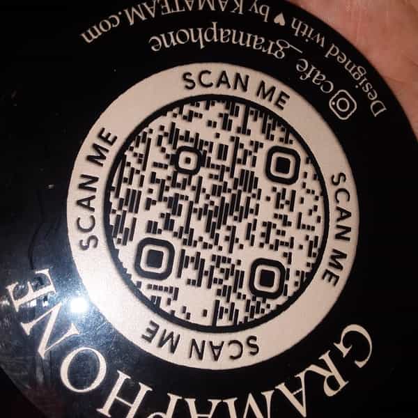 عکس کافه رستوران گرامافون در رجائی شهر کرج