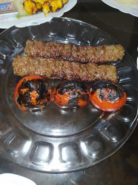 عکس کبابی آبشار طلایی شهرک باران رشت