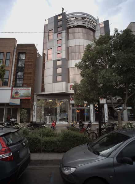 عکس موبایل مختاری در ده دی مشهد