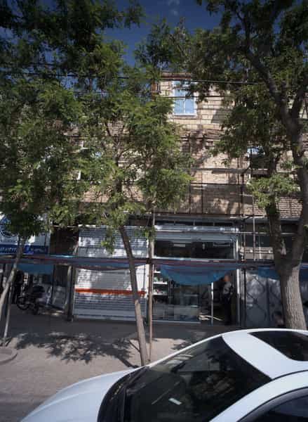 عکس فروشگاه لوازم جانبی موبایل در هفده شهریور مشهد