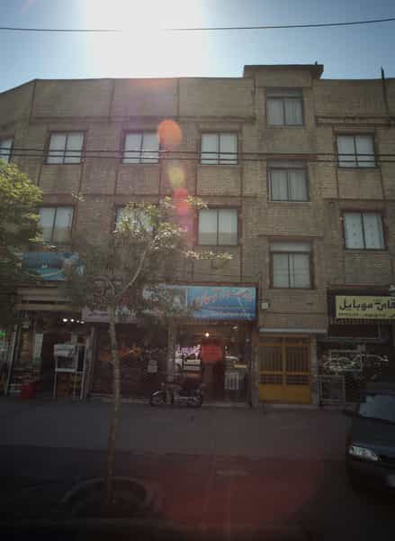 عکس آقای موبایل در کارگران مشهد