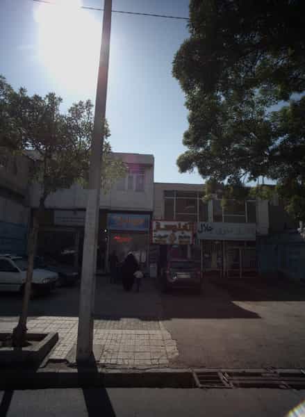 عکس موبایل زنگنه در راه آهن مشهد