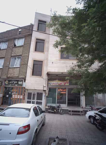 عکس نانوایی تنوری سنتی تربت در کوشش مشهد