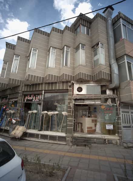 عکس نانوایی در شیرودی مشهد