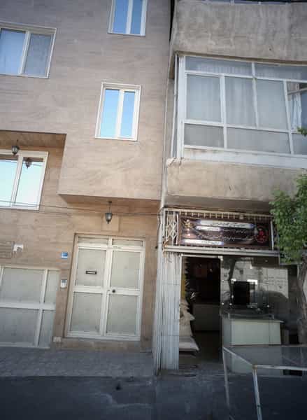 عکس نانوایی در وحیدیه تهران
