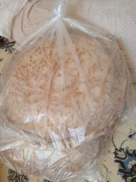 عکس نان تیری، نان محلی (نان سبوس‌دار و نان بلوط) در ده پیاله شیراز