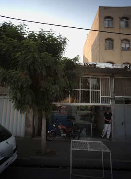 عکس نان لواش آذربایجان در ولیعصر جنوبی تهران