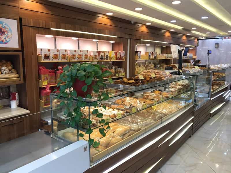 عکس نان و شیرینی بوی گندم در دردشت تهران