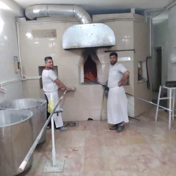 عکس نان سنگک سلامت در خاک سفید تهران