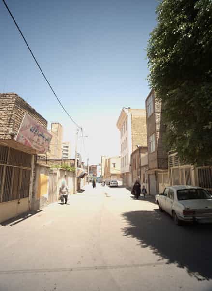 عکس آرایشی بهداشتی و خرازی پیروزی در پایین خیابان مشهد