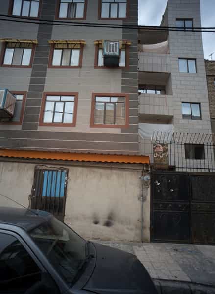 عکس دوخت لباس کردی در خاتم الانبیا مشهد