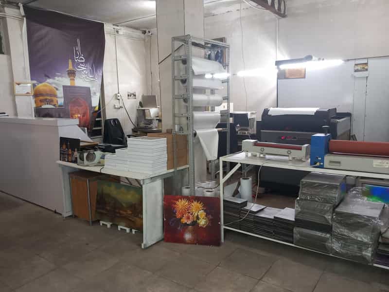 عکس لابراتوار واتلیه عکاسی سعادت در سلام مشهد