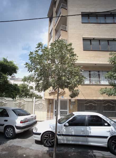 عکس مزون طوران در هنرستان مشهد