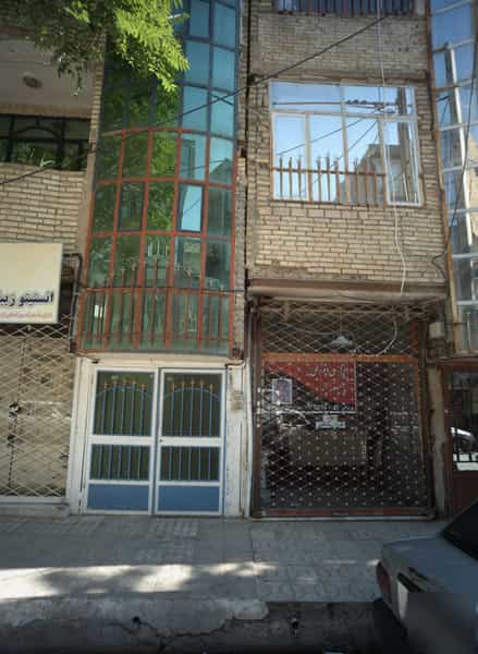 عکس پیراهن دوزی ولیعصر در بهمن مشهد