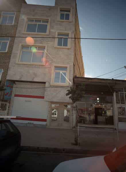 عکس موکت آرین در شهید قربانی مشهد