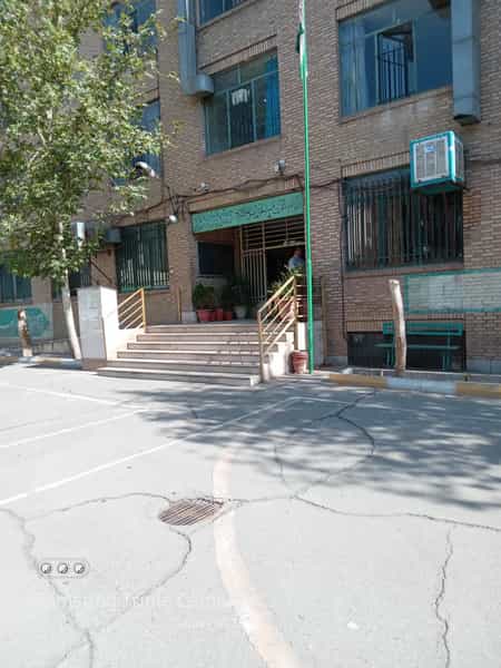 عکس دبیرستان صالحی شفا در مهران تهران