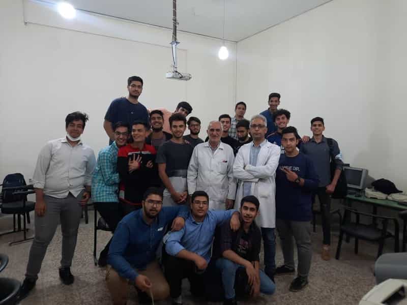 عکس هنرستان نمونه دولتی آزادی فلسطین در نظام آباد تهران