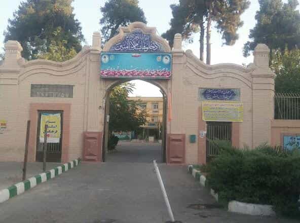 عکس دبیرستان شاهد فردوسی در دانش مشهد