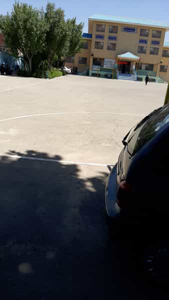 عکس دبیرستان نمونه دولتی شهید میر حبیبی در حصارک بالا کرج