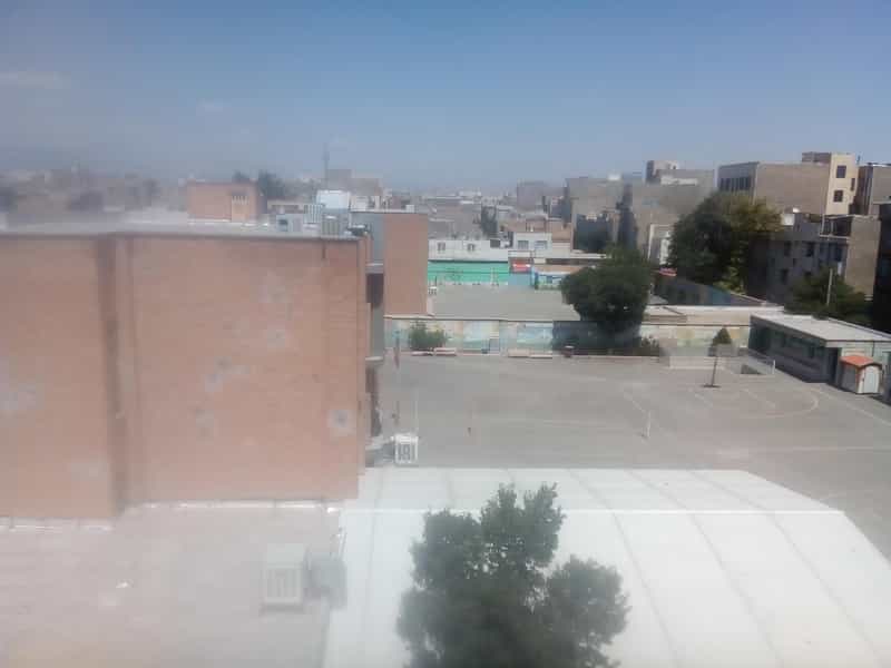 عکس دبیرستان و راهنمائی دخترانه فدک در عبدل آباد تهران