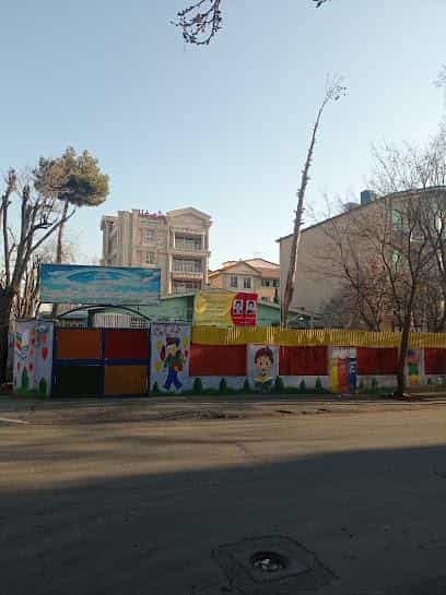 عکس دبستان غیردولتی پسرانه مهرسینا در فاز دو مهرشهر کرج