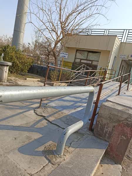 عکس دبیرستان دخترانه امام رضا در 17 شهریور تهران