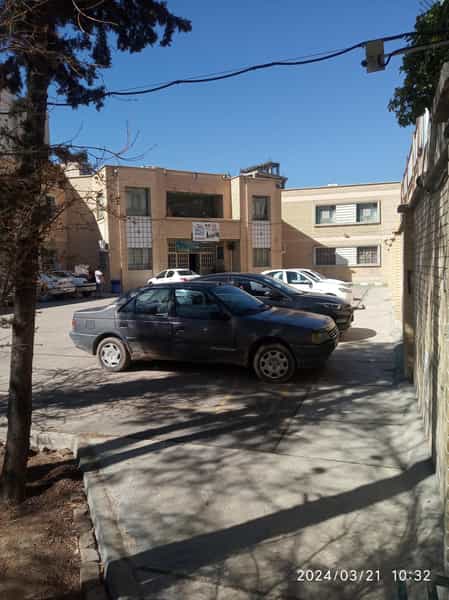 عکس دبیرستان دوره اول دخترانه فرشتگان شیراز