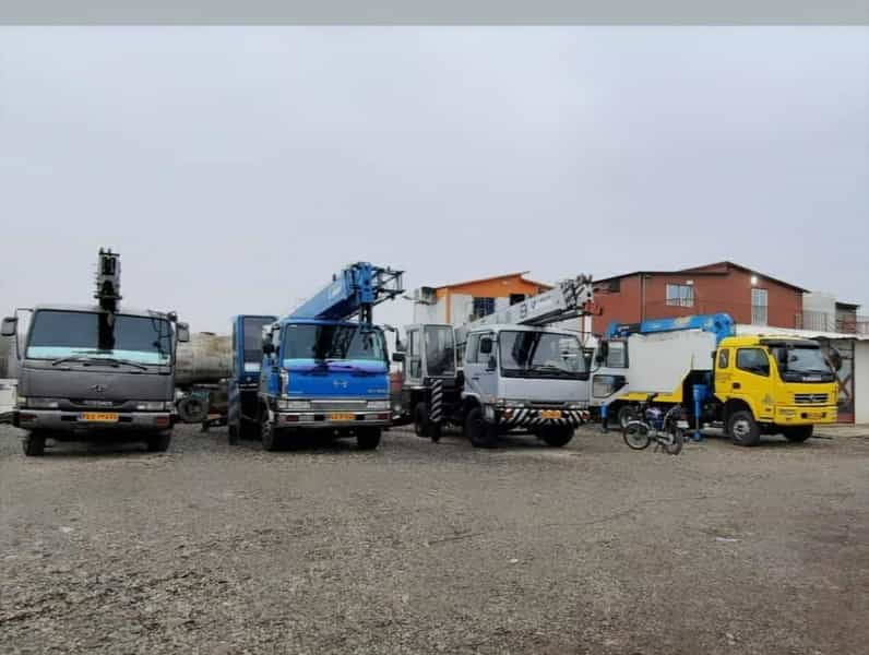 عکس جرثقیل احسان در 17 شهریور تهران