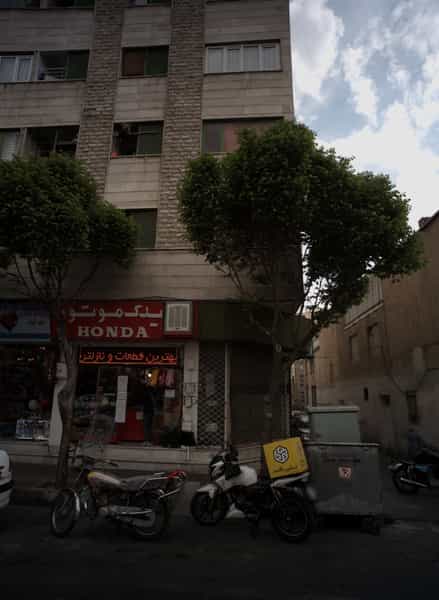 عکس یدک موتور هندا در هفت چنار تهران